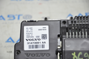 Щиток приборов Volvo XC90 16-22 большой дисплей, 76к, царапины, трещина