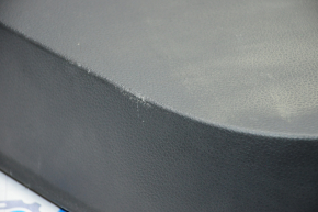 Обшивка дверей картка зад лев VW Jetta 11-18 USA чорна з чорною вставкою шкіра, підлокітник шкіра, молдинг сірий глянець тип 2, подряпини