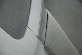 Обшивка двери карточка задняя правая VW Tiguan 09-17 черн с черн вставкой тряпка, подлокотник тряпка, царапины, без отражателя