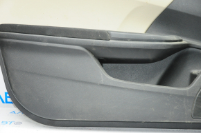 Обшивка двери карточка передняя левая Honda Civic X FC 16-21 4d тряпка черная с беж вставкой пластик,, царапины, под химчистку, тычки