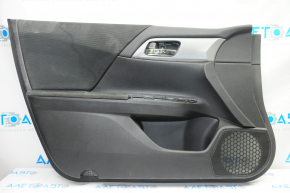 Обшивка дверей картка перед лев Honda Accord 13-17 чорн з чорною вставкою ганчірка, підлокітник ганчірка, молдинг ручки тип 1, подряпини, під хімчистку, без відбивача