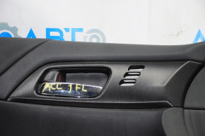 Обшивка двери карточка передняя левая Honda Accord 13-17 черн с черн вставкой кожа, подлокотник кожа, молдинг ручки тип 2, под память сидений, царапины