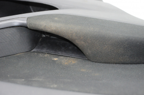 Обшивка двери карточка задняя левая Mazda CX-5 13-16 черн с черн вставкой тряпка, подлокотник кожа, царапины, под химчистку