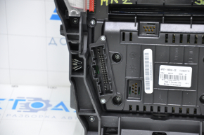 Управление мультимедией и климатом Lincoln MKZ 13-16 царапины на накладке