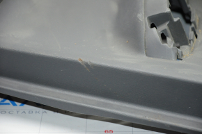 Обшивка двери карточка задняя левая Toyota Prius 30 10-15 темно-серая с темно-сер вставкой кожа, царапины