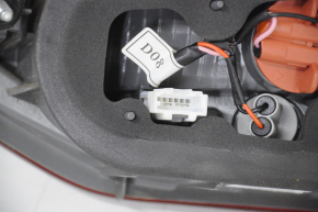 Ліхтар внутрішній кришка багажника лівий Hyundai Elantra AD 17-18 дорест галоген, подряпини