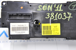 Управління клімат-контролем Hyundai Sonata 11-15 auto, dual zone тип 2, поліз хром, затерті регулятори