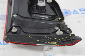 Ліхтар внутрішній кришка багажника лівий Honda Accord 16-17 рест відколоті куточки