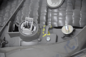 Ліхтар внутрішній кришка багажника лівий Honda Accord 13-15 зламана направляйка