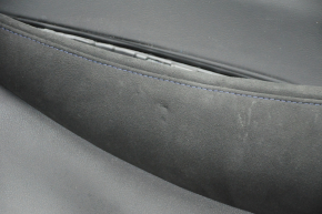 Обшивка дверей картка перед правим Nissan Leaf 13-17 черн з чорн вставкою шкіра, підлокітник ганчірка, подряпини, тички