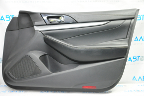 Обшивка дверей картка перед правим Nissan Maxima A36 16- чорний з чорною вставкою шкіра, підлокітник шкіра, молдинг сірий глянець, подряпини, тички