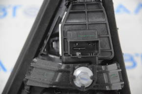 Ліхтар внутрішній кришка багажника лівий VW Passat b8 16-19 USA світлий без накладки, подряпини