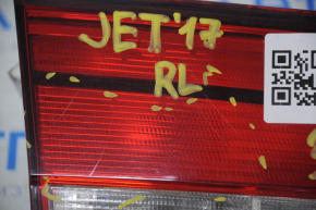 Ліхтар внутрішній кришка багажника лівий VW Jetta 15-18 USA галоген, світлий, подряпини