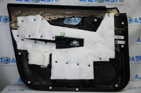 Обшивка двери карточка передняя правая Nissan Rogue 14-20 черн с черн вставкой пластик, молдинг под карбон глянец, подлокотник кожа, царапины, надрыв