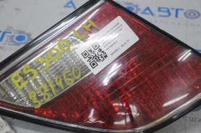 Ліхтар внутрішній кришка багажника лівий Lexus ES300 ES330 02-04 під полірування