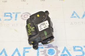 Актуатор моторчик привод печі вентиляція Ford Focus mk3 11-18