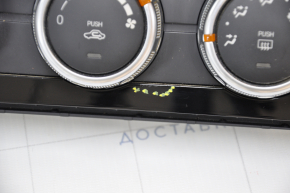 Управління клімат-контролем з дисплеєм Mazda 6 16-17 рест manual подряпина на накладці, полізла