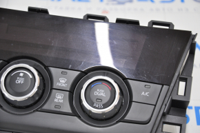 Управление климат-контролем c дисплеем Mazda 6 13-15 дорест auto без подогрева, затерто стекло, царапина на кнопке