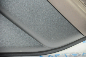 Обшивка дверей картка задня права Nissan Murano z52 15-18 чорна з коричневою вставкою шкіра, молдинг сірий глянець, надрив, подряпини