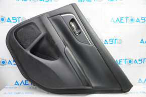 Обшивка двери карточка задняя правая Nissan Altima 13-18 черн с черн вставкой кожа, царапины