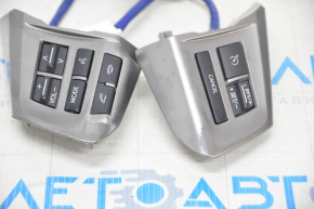 Кнопки управления на руле Subaru Forester 14-18 SJ потерты
