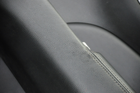 Обшивка дверей картка задня права Nissan Pathfinder 13-20- чорний з чорною вставкою шкіра, підлокітник шкіра, подряпини, тички
