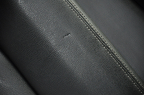 Обшивка двери карточка задняя правая Nissan Pathfinder 13-20- черн с черн вставкой кожа, подлокотник кожа, царапины, тычки