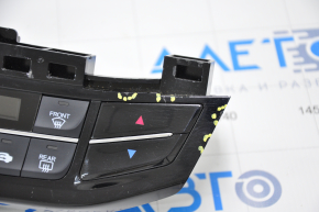 Управление климат-контролем Honda Accord 16-17 рест черное, скол и царапины на накладке