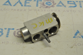 Клапан печки кондиционера Lincoln MKC 15-