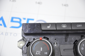 Управление климат-контролем VW Passat b7 12-15 USA ручное, затерто стекло