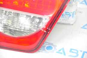 Ліхтар внутрішній кришка багажника лівий Toyota Sequoia 08-16 тріщини