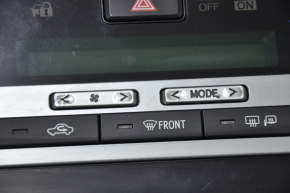Управление климат-контролем Toyota Camry v50 12-14 usa auto с подогревом зеркал, царапины, затерто, вздулась краска кнопок, сломано крепление