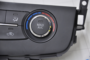 Управление климат-контролем Nissan Altima 16-18 manual тычка на хроме