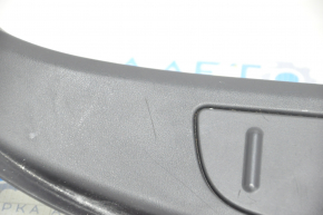 Накладка проема багажника внутренняя низ Tesla Model X 16-21 черн, царапины