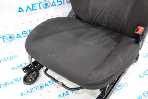 Пасажирське сидіння Ford Focus mk3 15-18 рест, без airbag, механіч, ганчірка чорн