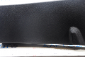 Накладка центральной стойки нижняя правая Ford Escape MK3 13-19 черн, царапины