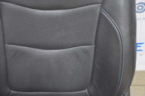 Водительское сидение Chevrolet Volt 16- с airbag, механическое, кожа черная, синяя строчка, с подогревом, затертости на спинке