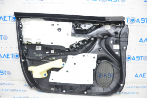 Обшивка дверей картка перед правами Subaru Forester 19- SK чорна з сірою вставкою, подряпини