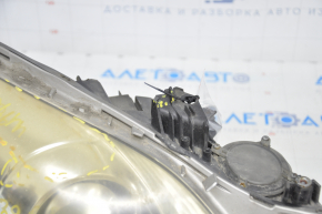 Фара передняя правая голая Lexus GS300 GS350 GS430 GS450h 06-11 сломаны крепления, паутинка, под полировку