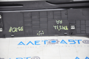 Накладка заднего багажника боковая под шторку правая Tesla Model S 12-20 черн, слом креп