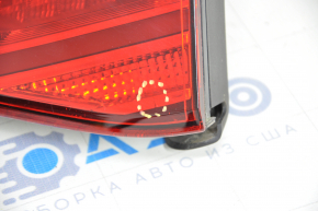 Ліхтар внутрішній кришка багажника правий VW Passat b8 16-19 USA LED світла тріщина у відбивачі