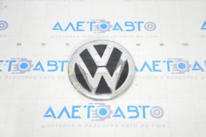 Емблема решітки радіатора grill VW Passat b8 16-19 USA під радар тріщини у склі, поліз хром