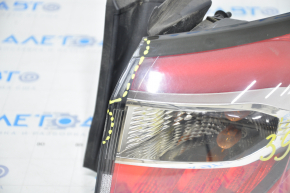 Фонарь внешний крыло правый Ford Escape MK3 17-19 рест запилена кромка, воздух под стеклом