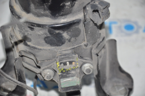 Подушка двигуна передня Toyota Sienna 11-3.5 зламана фішка