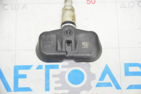 Датчик давления колеса Toyota Prius 30 10-15 PMV-107J