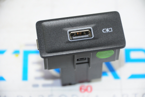 USB Hub центральної консолі VW Jetta 19-