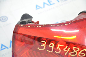 Фонарь внешний крыло правый VW Tiguan 12-17 рест трещины в стекле, воздух по кромке