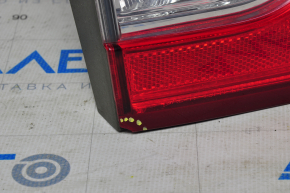Ліхтар внутрішній кришка багажника лівий Ford Fusion mk5 13-16 скол на склі