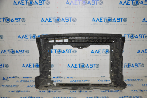 Телевизор панель радиатора VW Passat b7 12-15 USA пластик, трещины