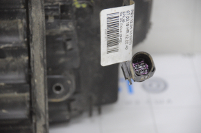 Жалюзи дефлектор радиатора VW Jetta 19- с моторчиком, сломано крепление